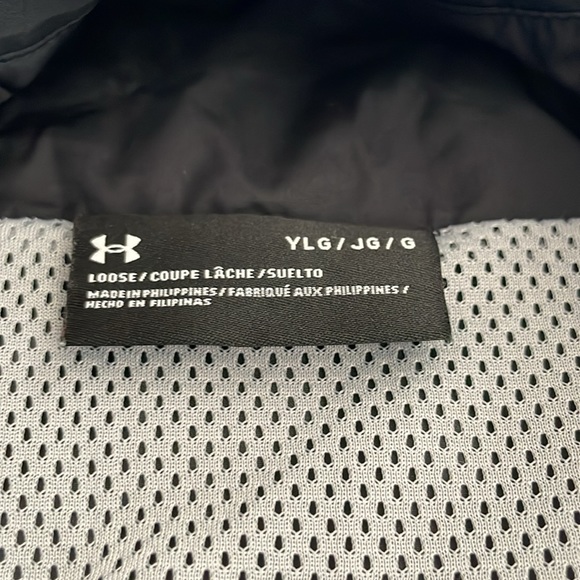 Under Armour kids’ jacket with rollaway hood size YLG - Picture 3 of 10